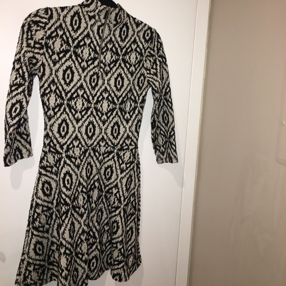 Dress - Picture 4 of 5